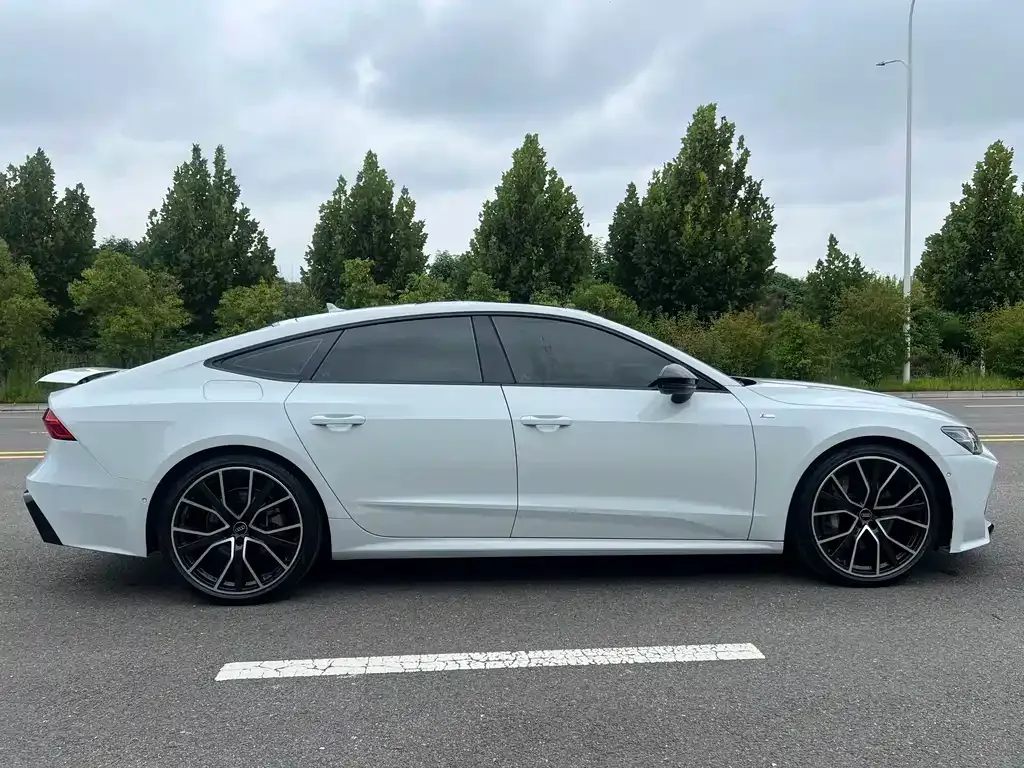 Audi A7 — фото 8