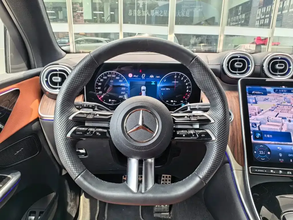 Mercedes-Benz GLC New Energy — фото 8