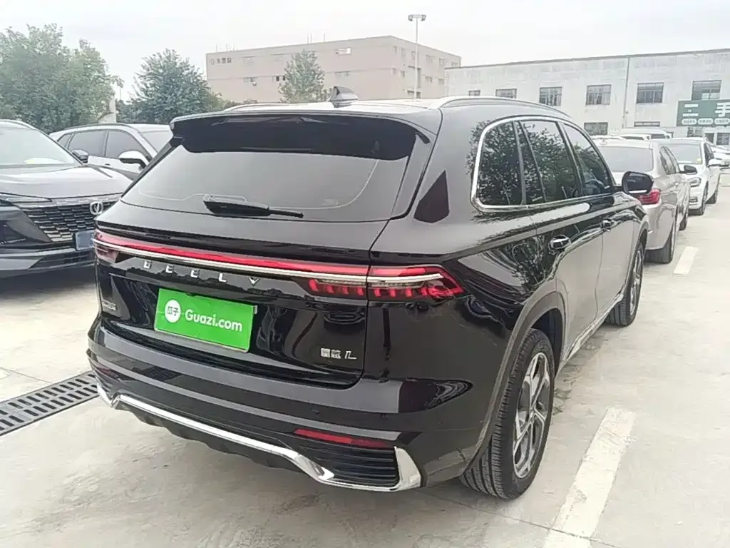 Geely Xingyue L — фото 9