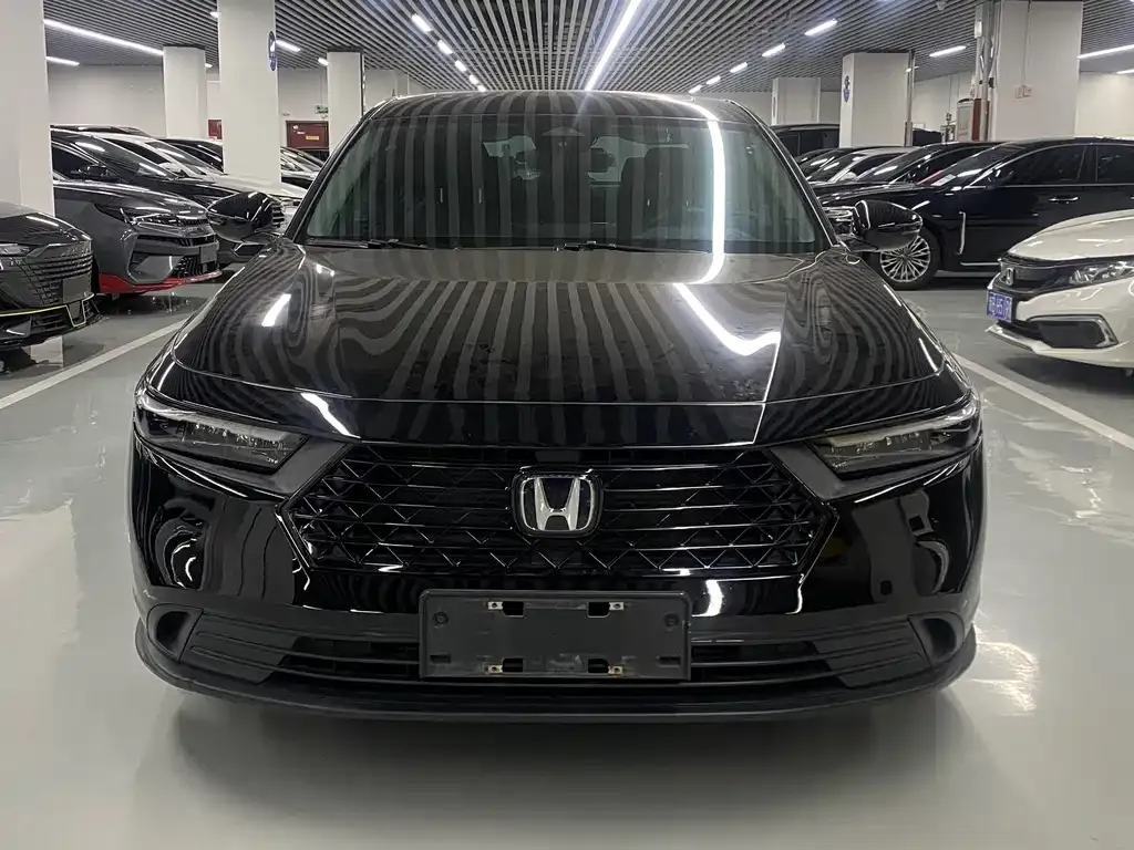 Honda Accord — фото 6