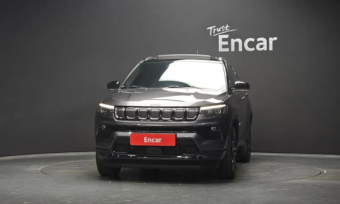 Jeep Compass — фото 5