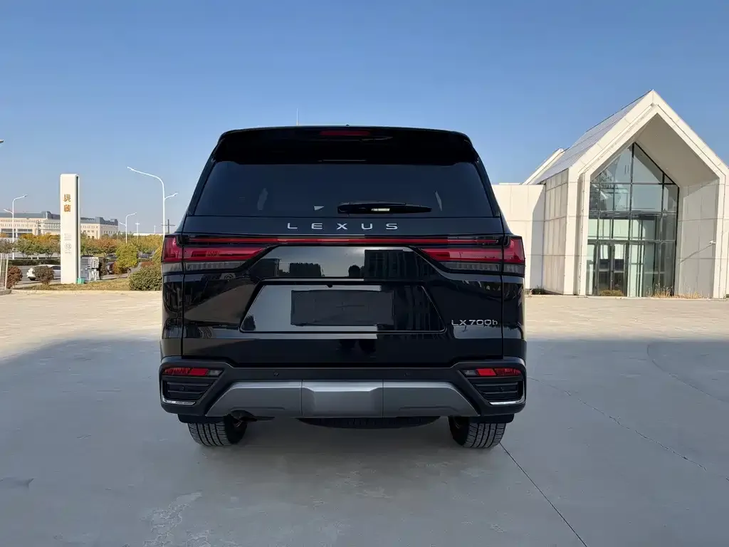 Lexus LX — фото 4