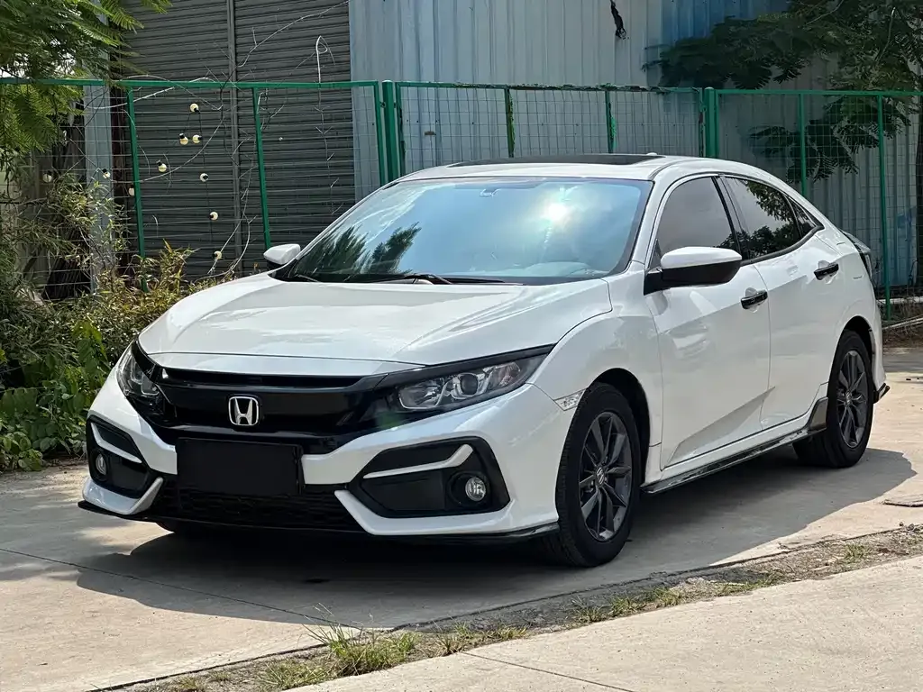 Honda Civic — фото 1