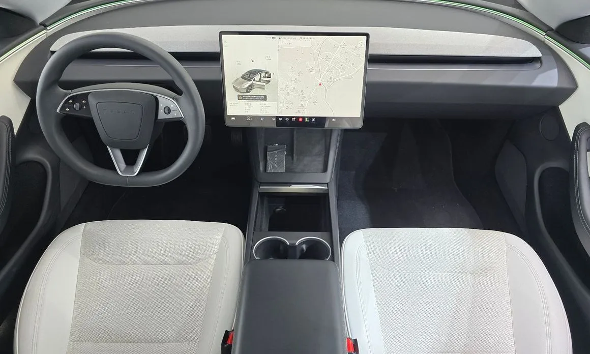 Tesla Model 3 — фото 3