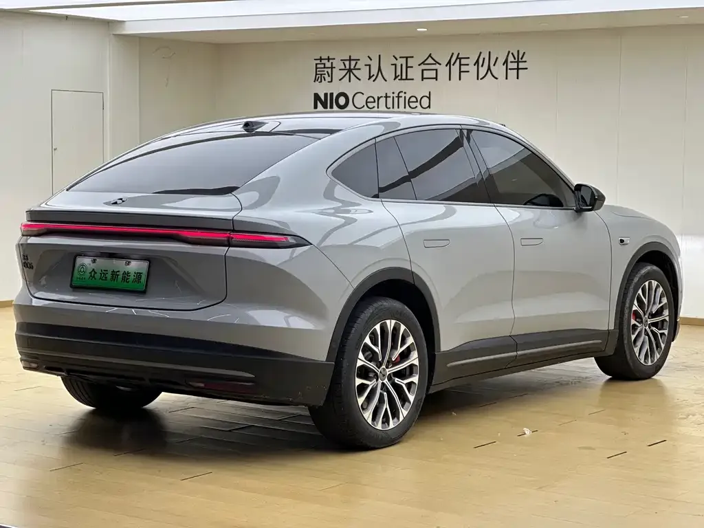 NIO EC6 — фото 10