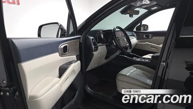 Kia Sorento — фото 6