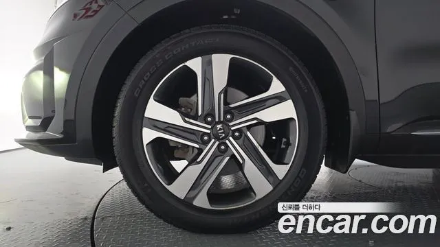 Kia Sorento — фото 10