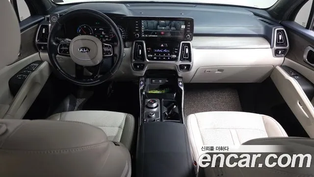 Kia Sorento — фото 9