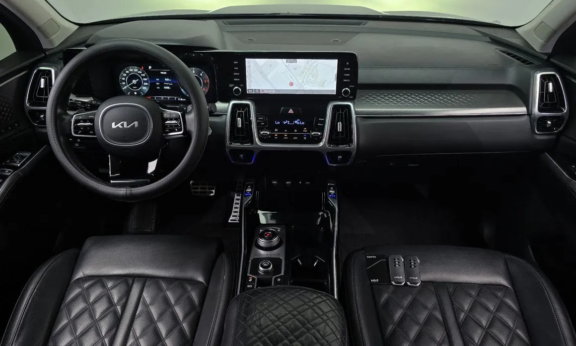 Kia Sorento — фото 7