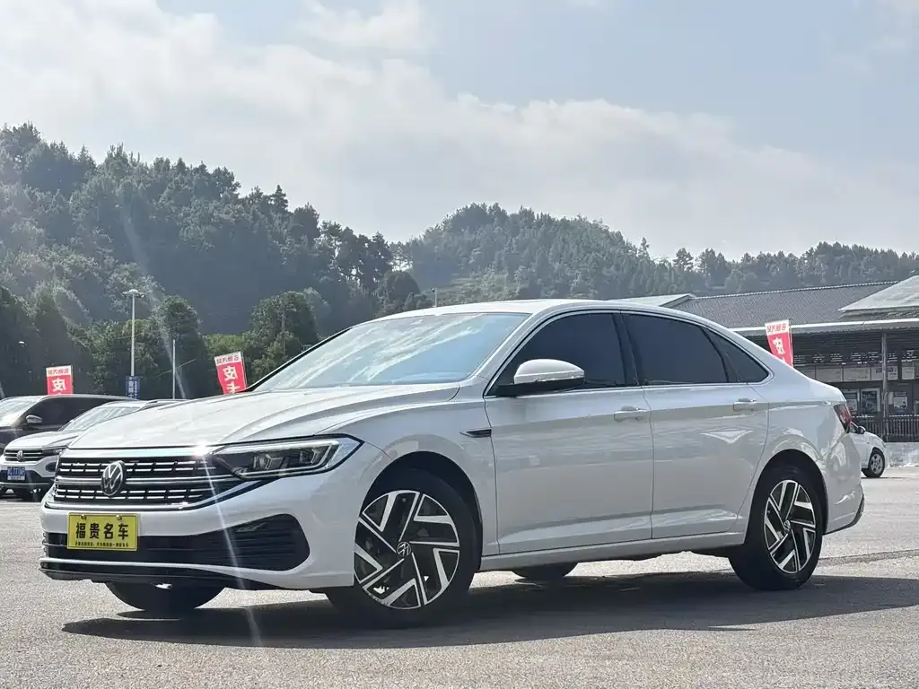 Volkswagen Sagitar — фото 1