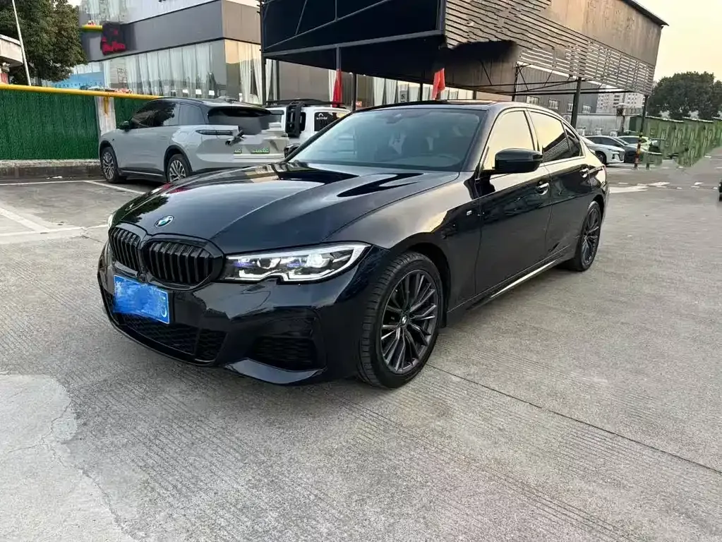 BMW 3 Series — фото 1
