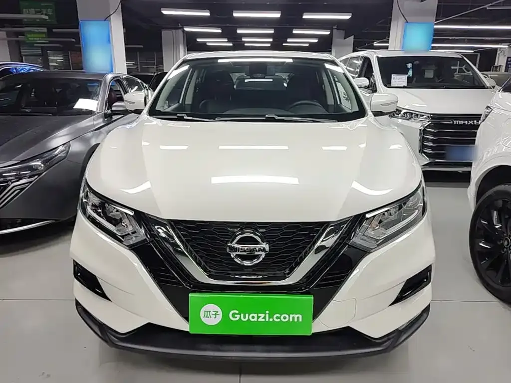 Nissan Qashqai — фото 2