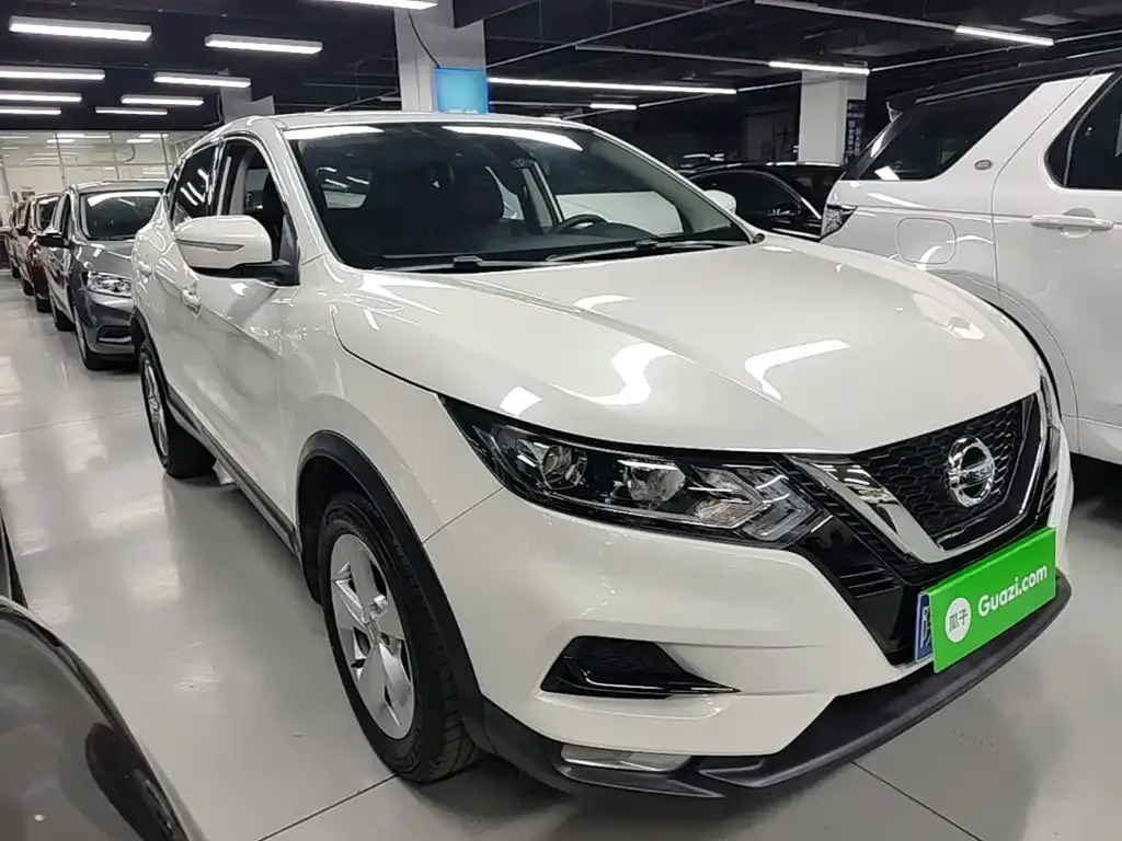 Nissan Qashqai — фото 5