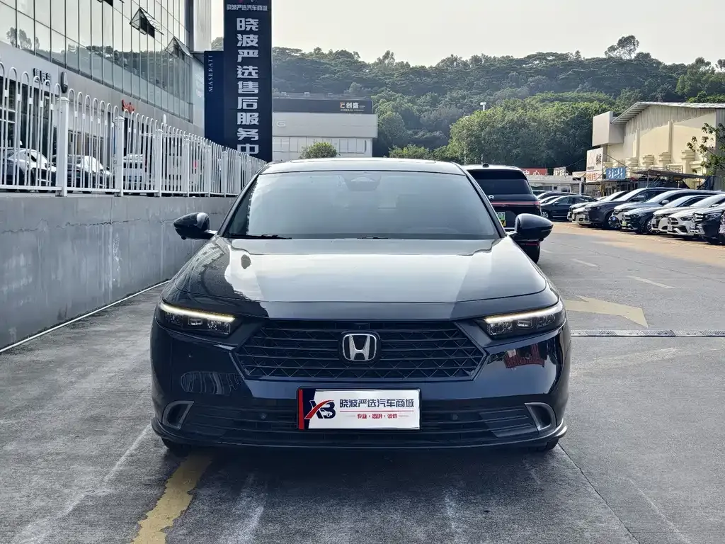 Honda Accord — фото 6