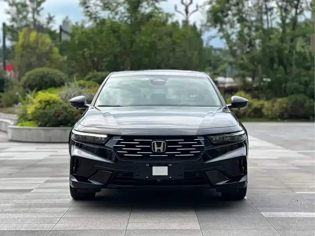 Honda Accord — фото 3