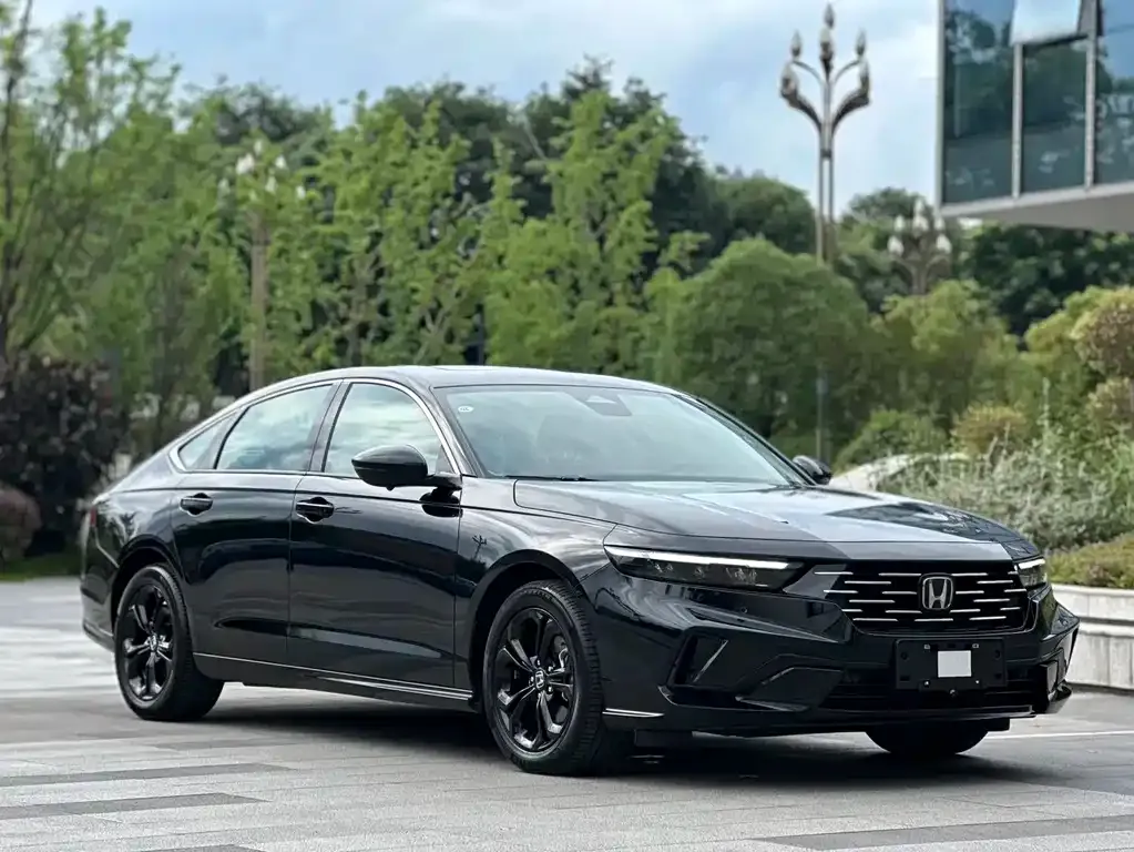 Honda Accord — фото 5