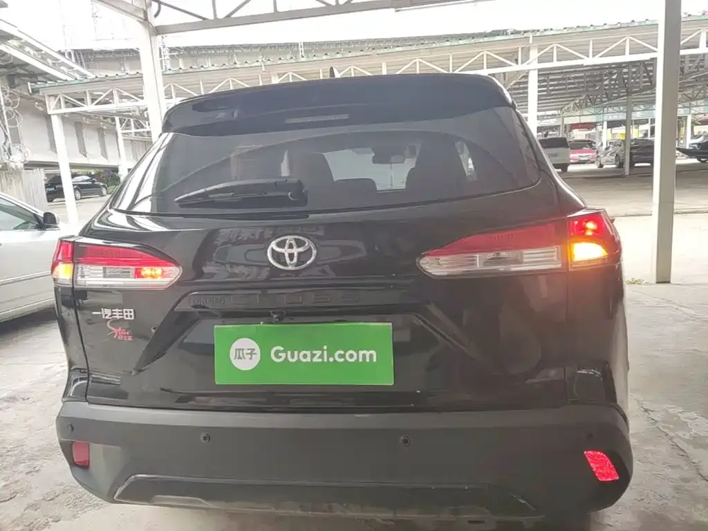 Toyota Corolla Cross — фото 9