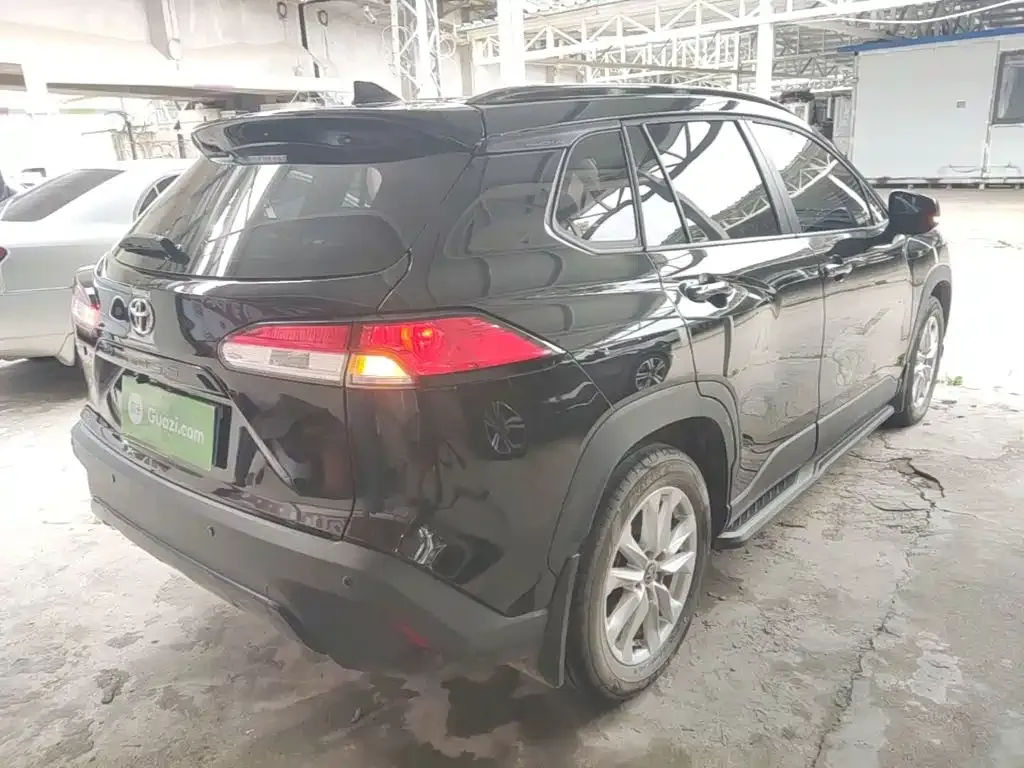 Toyota Corolla Cross — фото 7