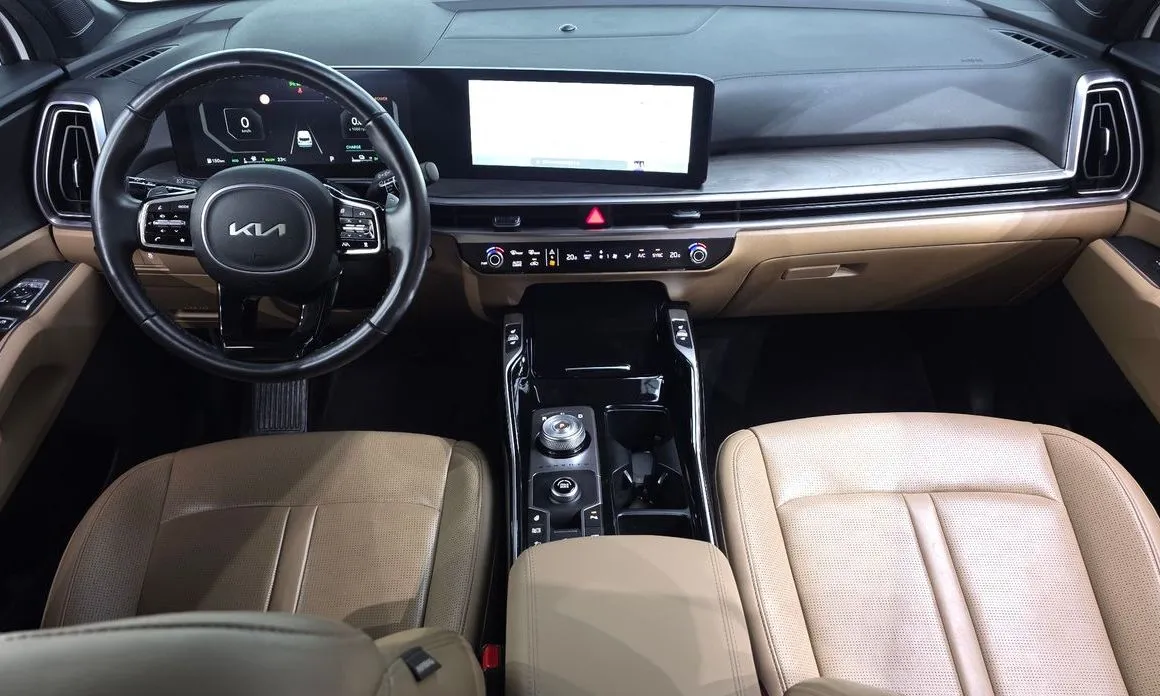 Kia Sorento — фото 9