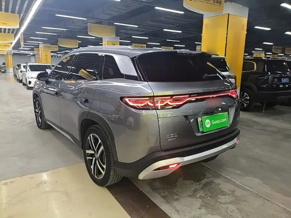 BYD L DM-i — фото 6