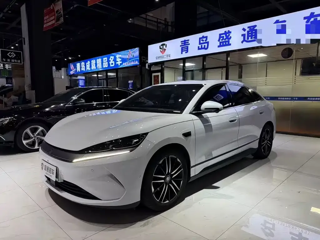 BYD Qin L — фото 1