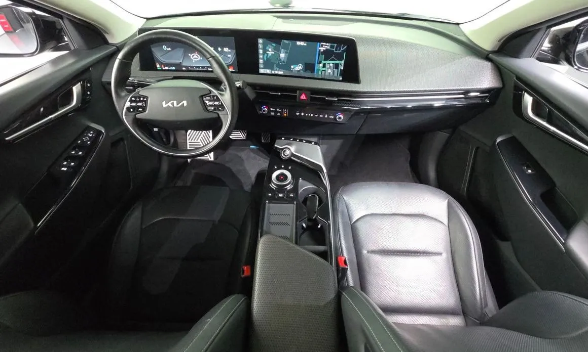 Kia EV6 — фото 6