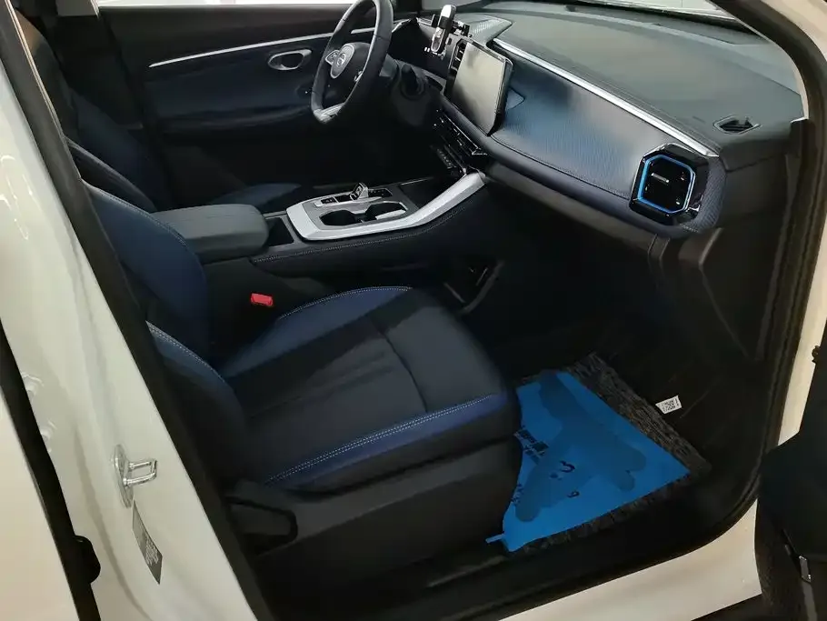 GAC Motor Trumpchi GS3 — фото 3