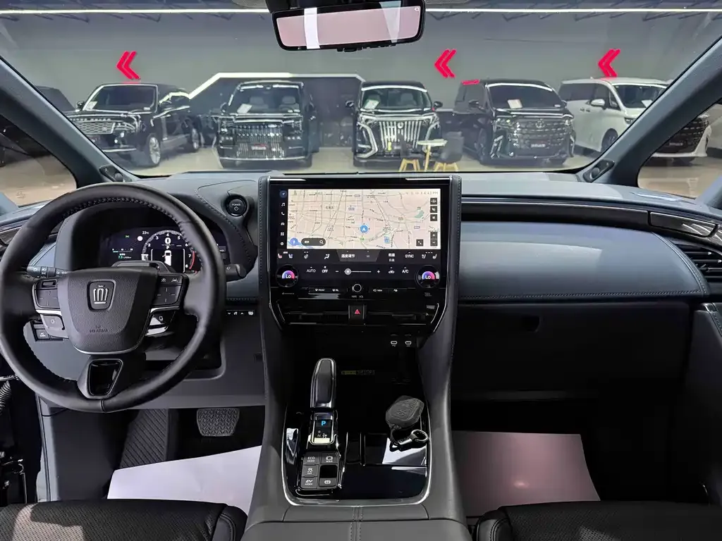 Toyota Vellfire — фото 3