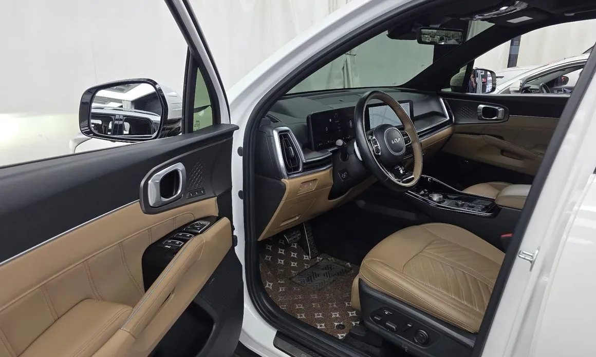 Kia Sorento — фото 8