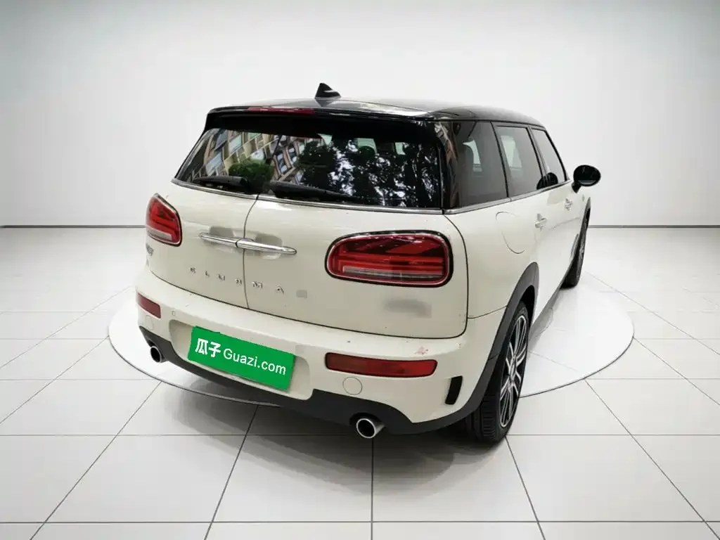MINI Clubman — фото 10