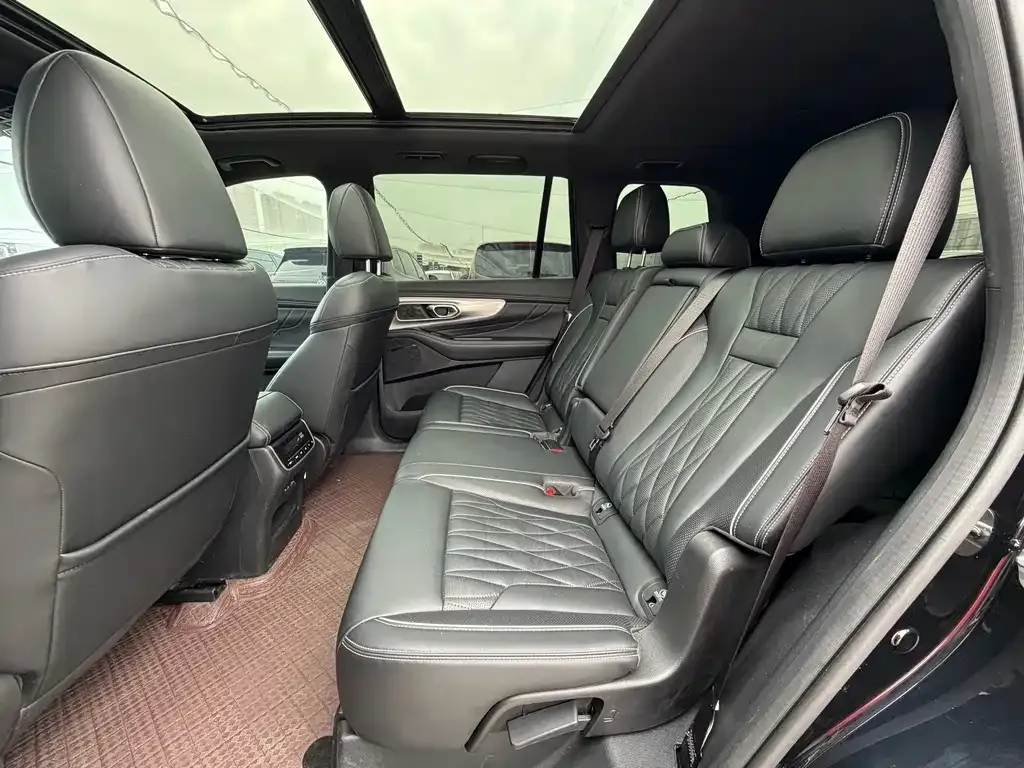 GAC Motor Trumpchi GS8 — фото 8