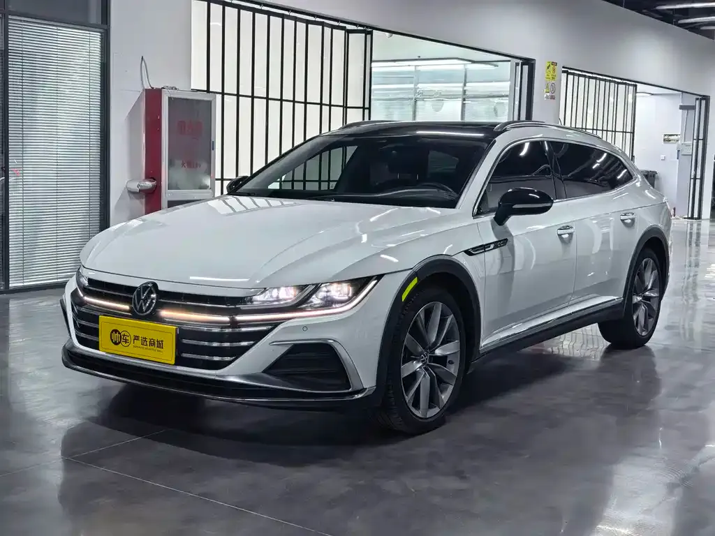 Volkswagen CC — фото 1