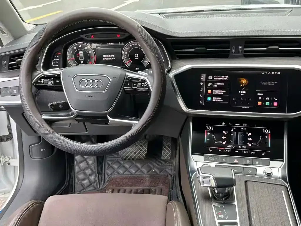 Audi A7L — фото 4