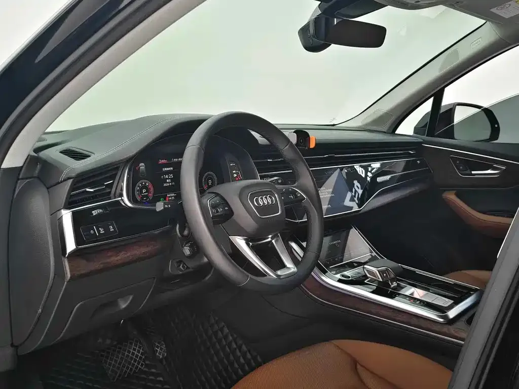 Audi Q7 — фото 5