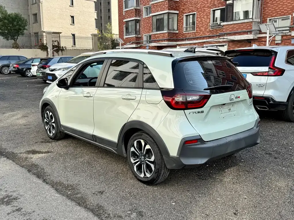 Honda Fit — фото 7