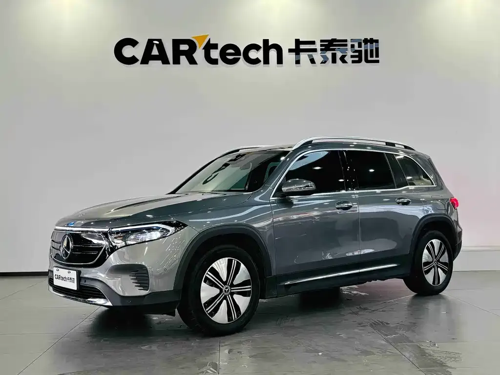 Mercedes-Benz EQB — фото 1