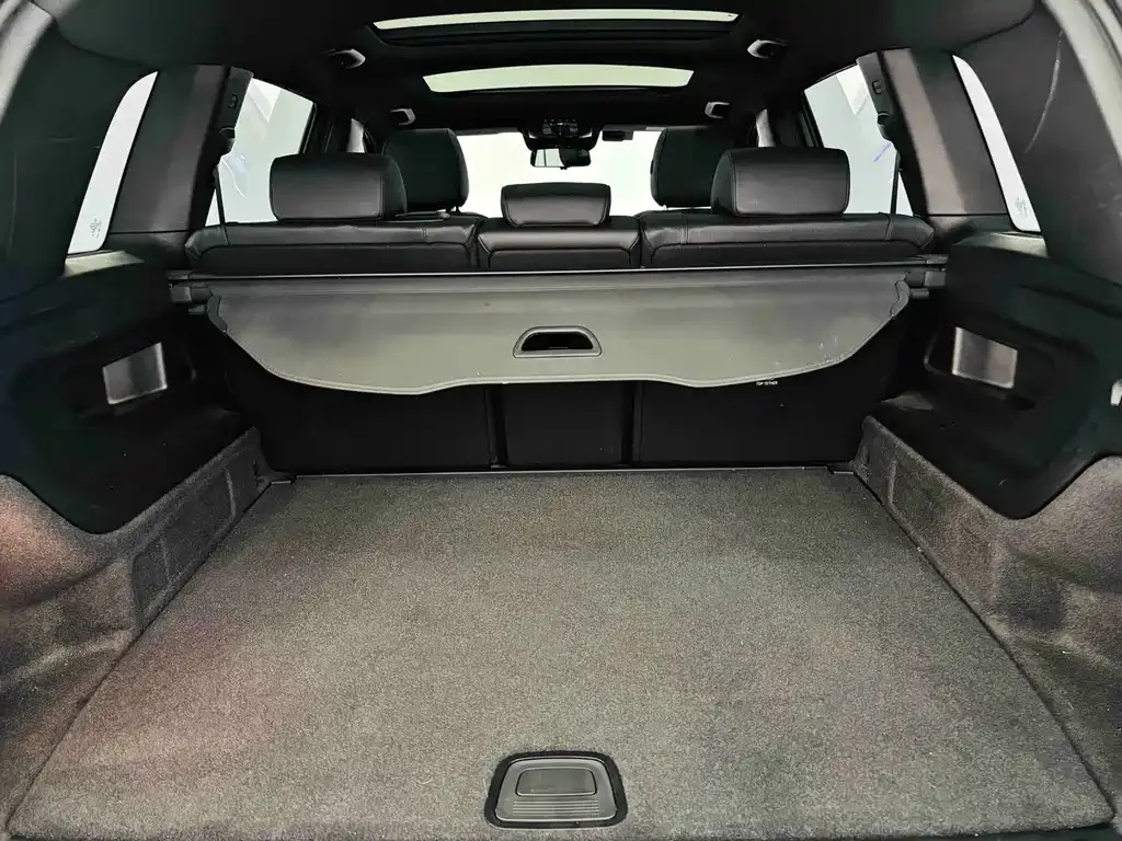 Mercedes-Benz EQB — фото 10
