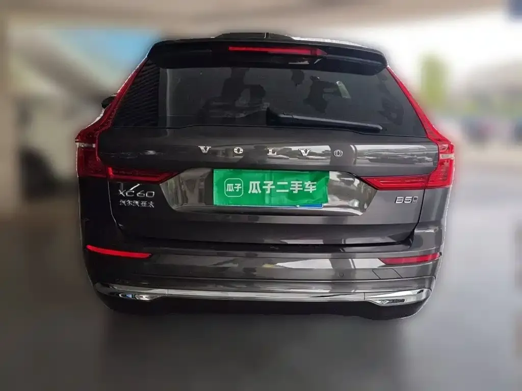 Volvo XC60 — фото 2