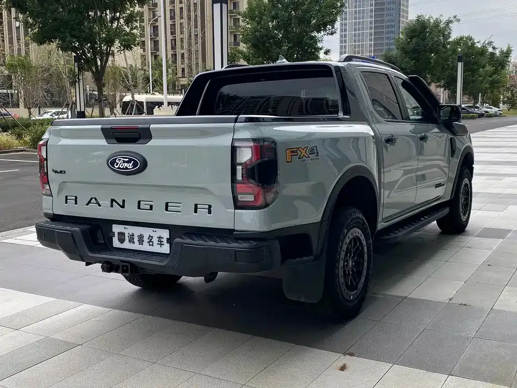 Ford Ranger — фото 9