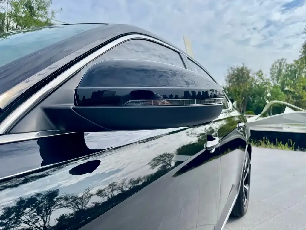 Volkswagen Passat — фото 3