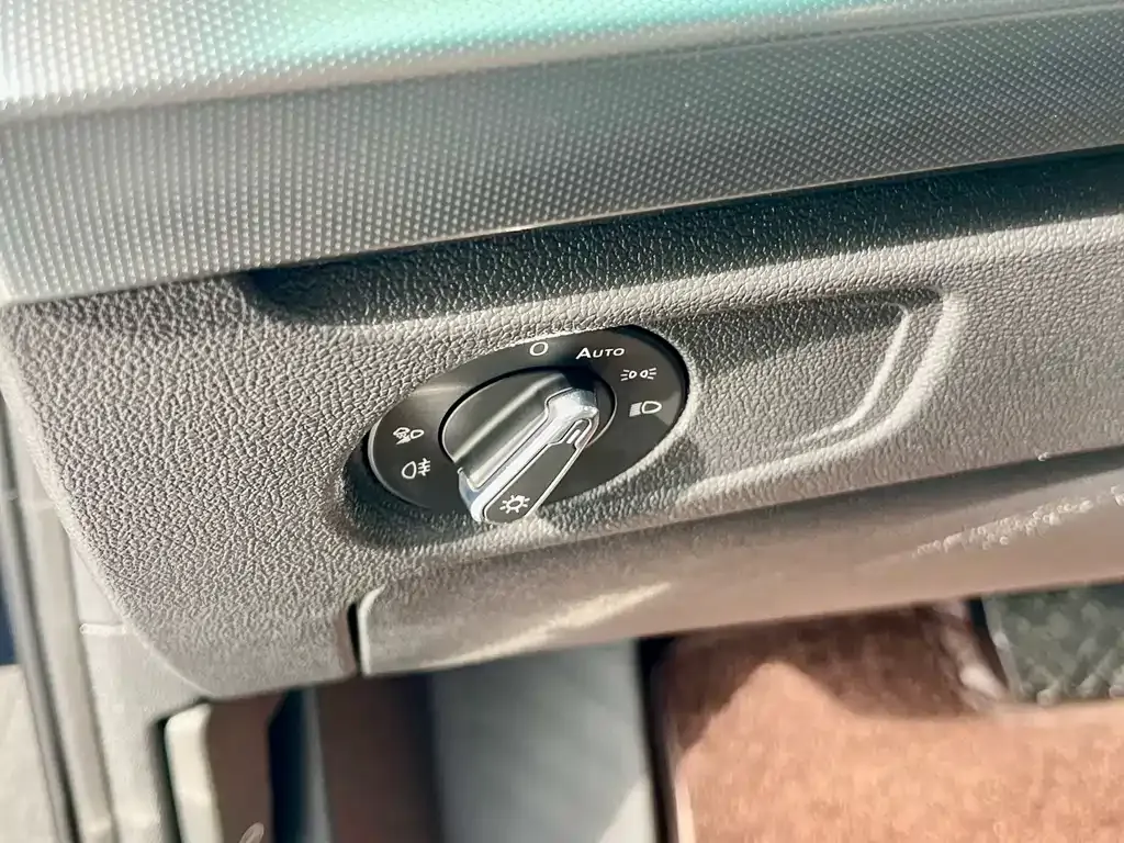 Volkswagen Passat — фото 10