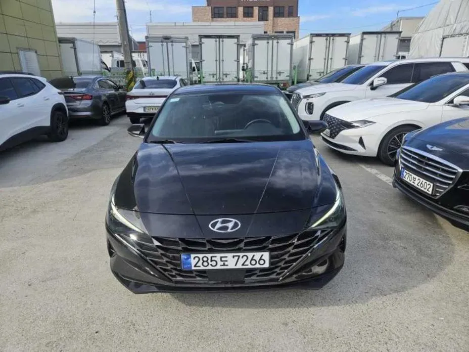 Hyundai AVANTE — фото 2