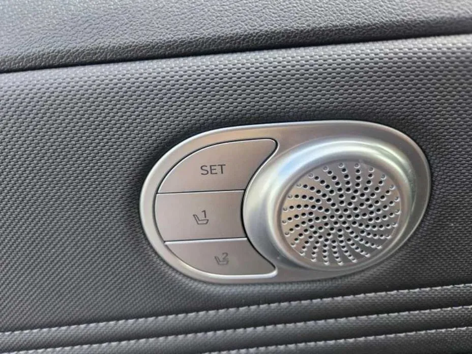 Hyundai AVANTE — фото 4