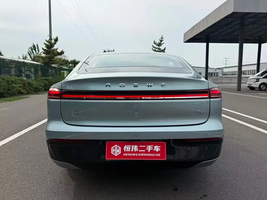 Roewe D6 — фото 6
