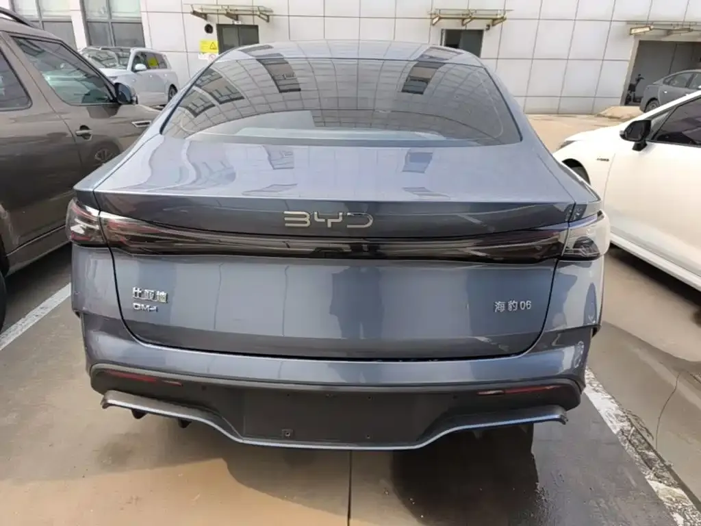 BYD Seal 06 — фото 8