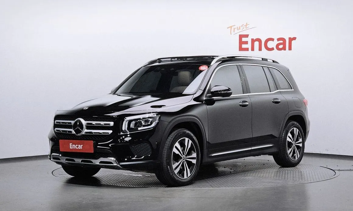 Mercedes-Benz GLB-Class — фото 1