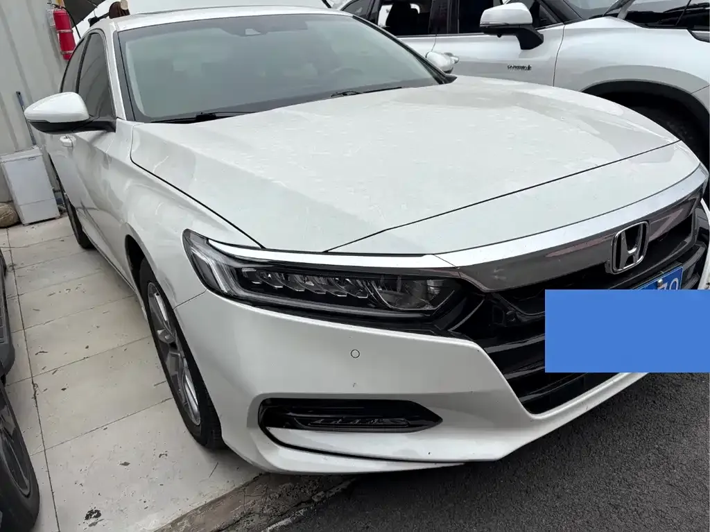 Honda Accord — фото 6