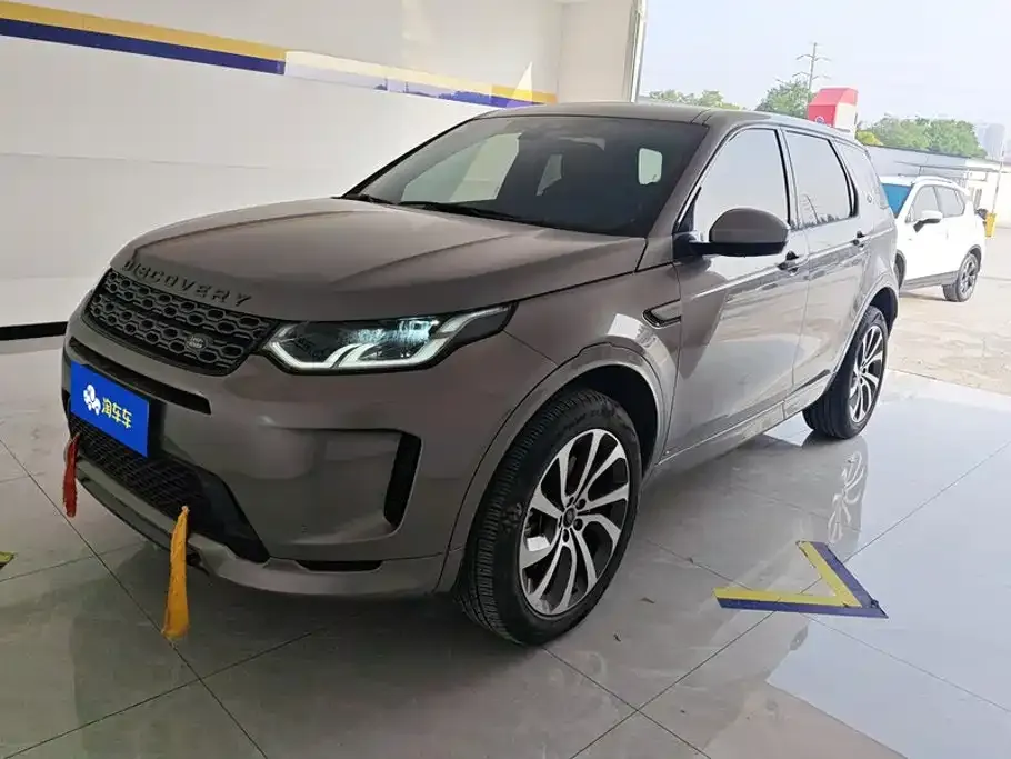 Land Rover Discovery Sport — фото 1