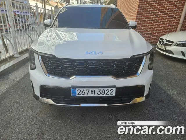 Kia Sorento — фото 7