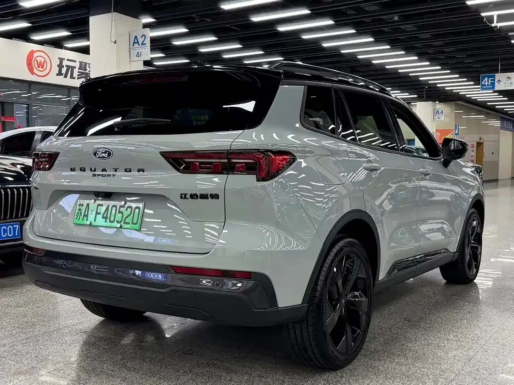 Ford Equator Sport New Energy — фото 10